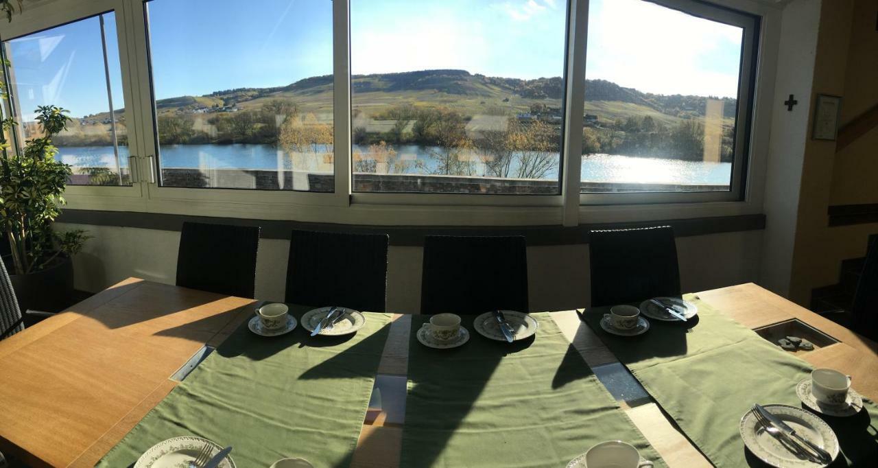 Gaestehaus Weingut Meierer Kesten Exterior foto